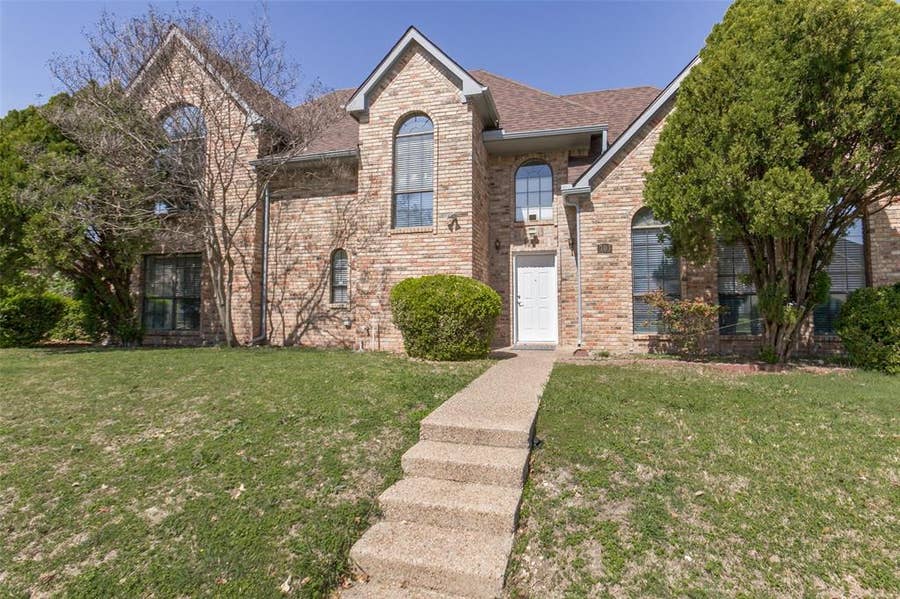 Property photo for 703 Rams Court, Richardson, TX
