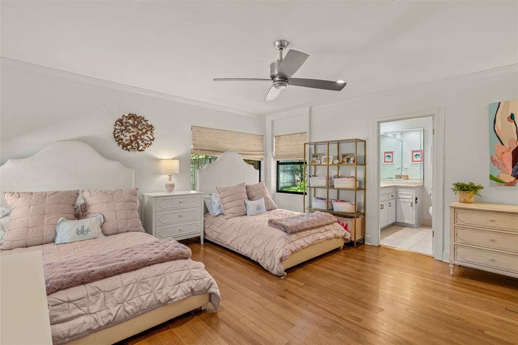 5849 Merrymount Road, Westover Hills, TX 76107 5849 Merrymount Road, Westover Hills, TX 76107