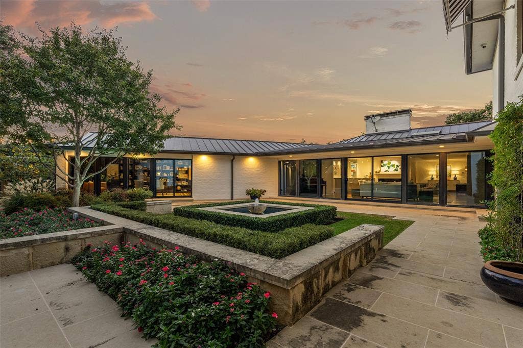 5849 Merrymount Road, Westover Hills, TX 76107 5849 Merrymount Road, Westover Hills, TX 76107