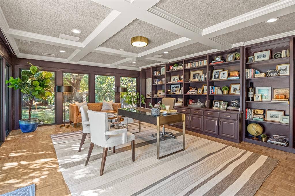 5849 Merrymount Road, Westover Hills, TX 76107 5849 Merrymount Road, Westover Hills, TX 76107
