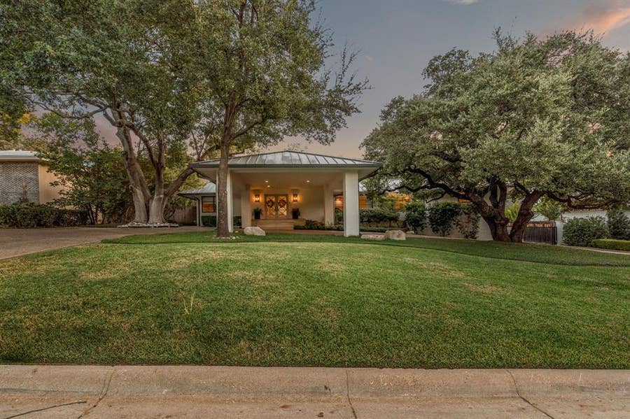 Property photo for 5849 Merrymount Road, Westover Hills, TX