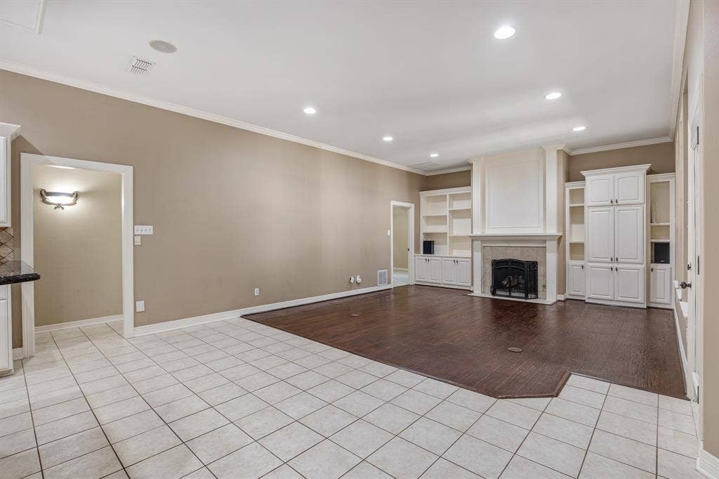17820 Oak Forest Drive, Flint, TX 75762 towards guest bedrooms