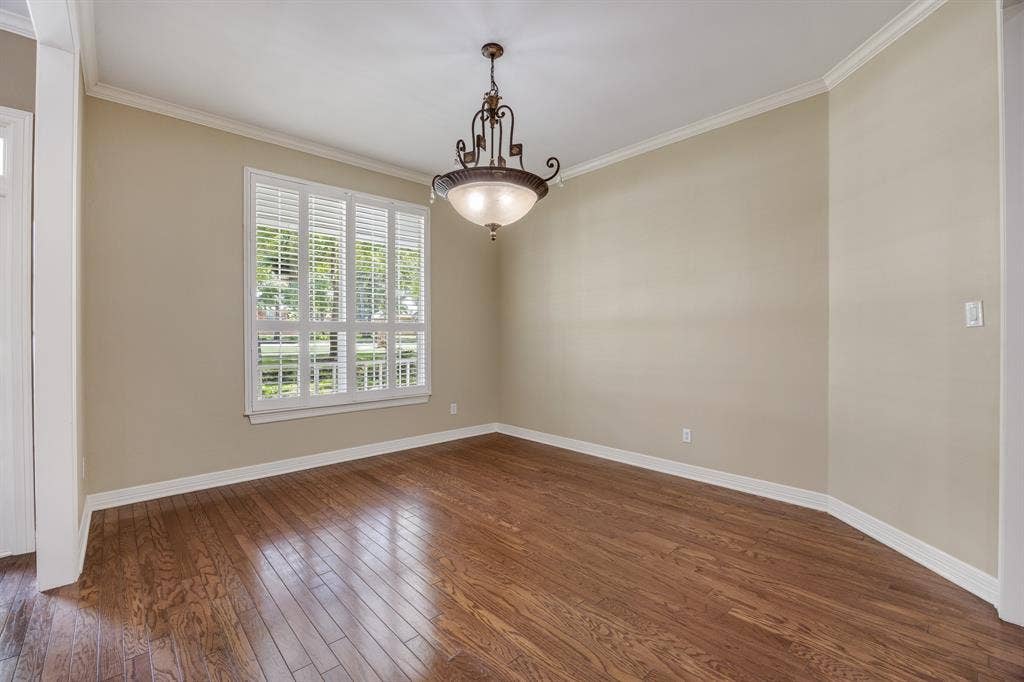 17820 Oak Forest Drive, Flint, TX 75762 Formal dining