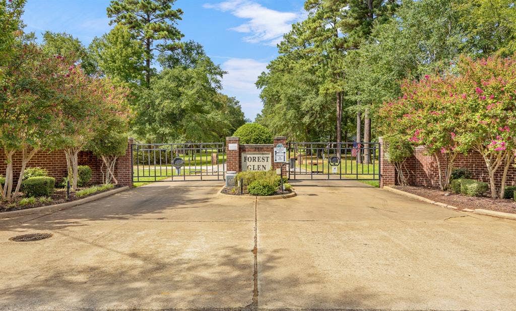 17820 Oak Forest Drive, Flint, TX 75762 Gated entry