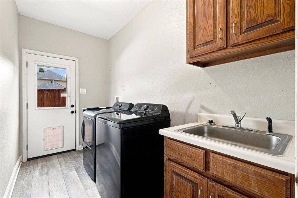 7416 Casper Drive, Plano, TX 75025 7416 Casper Drive, Plano, TX 75025