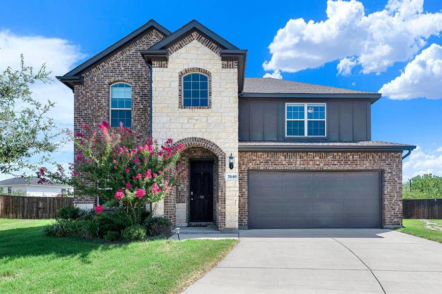 Property photo for 7640 Rhyner Way, Fort Worth, TX