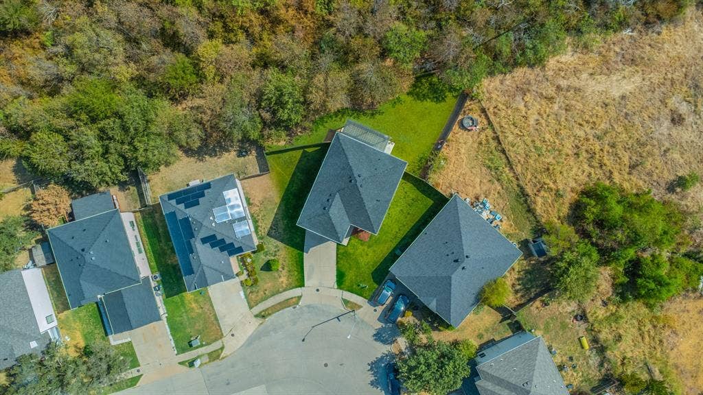 1997 Courtside Drive, Dallas, TX 75051 1997 Courtside Drive, Dallas, TX 75051