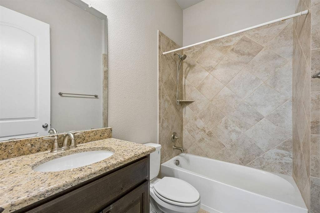 1605 Hardeman Lane, Plano, TX 75075 1605 Hardeman Lane, Plano, TX 75075