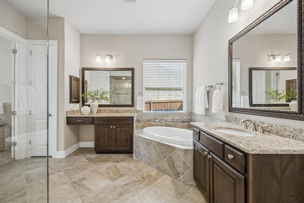 1605 Hardeman Lane, Plano, TX 75075 1605 Hardeman Lane, Plano, TX 75075