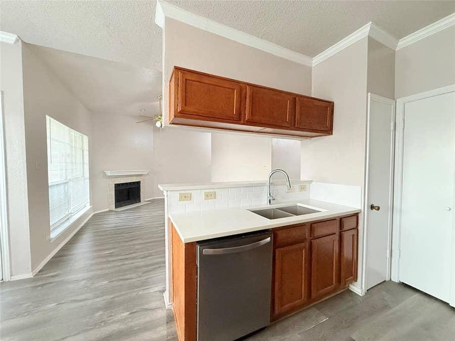 Property photo for 4115 Esters Road, #704, Irving, TX