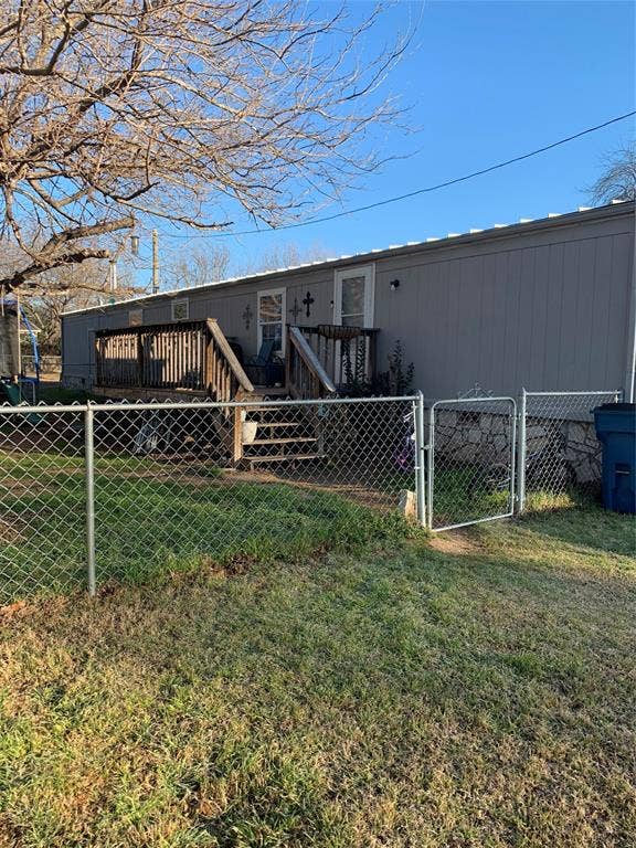 Property photo for 1506 Alamo Drive, Granbury, TX