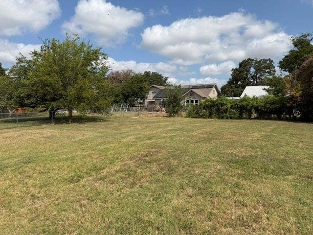 407 Julius Street, Riesel, TX 76682