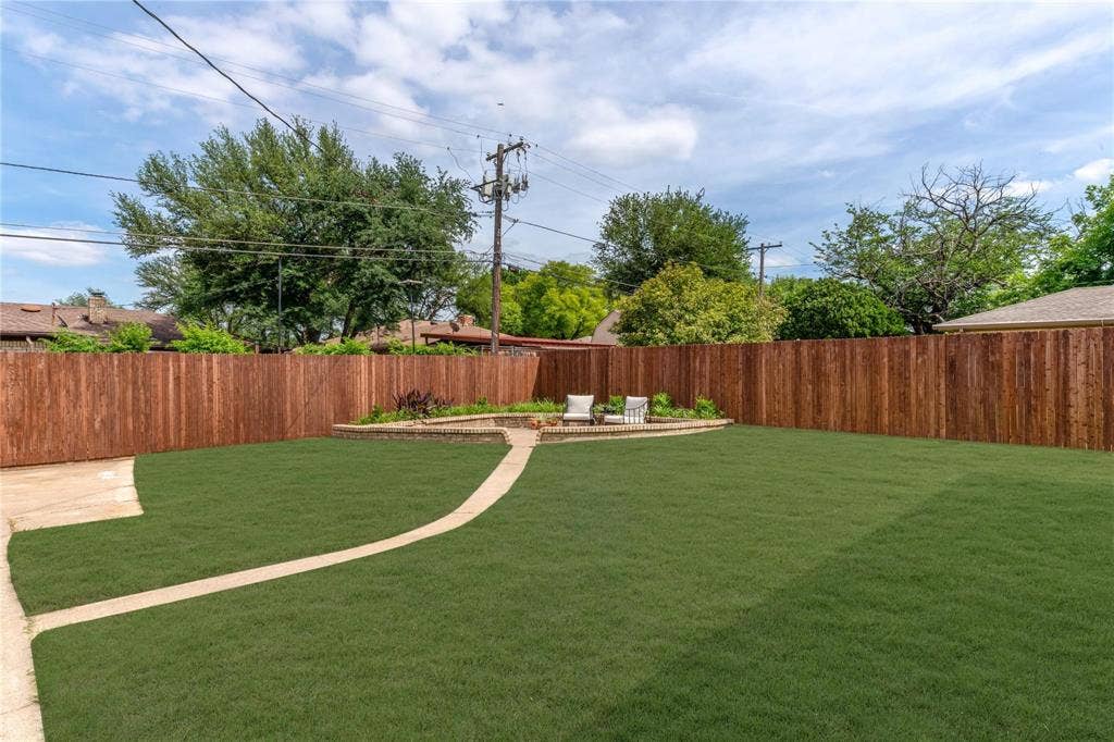 7322 Hunnicut Road, Dallas, TX 75227 7322 Hunnicut Road, Dallas, TX 75227