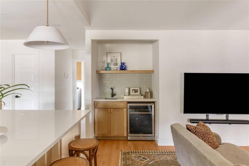 7322 Hunnicut Road, Dallas, TX 75227 7322 Hunnicut Road, Dallas, TX 75227