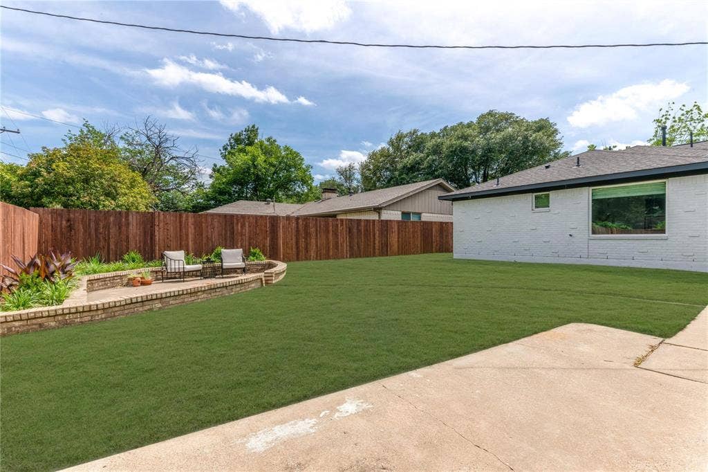 7322 Hunnicut Road, Dallas, TX 75227 7322 Hunnicut Road, Dallas, TX 75227