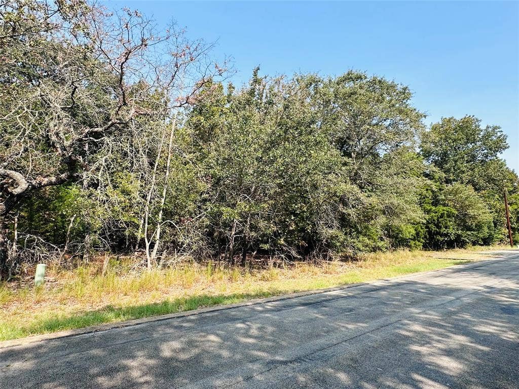 36-40 Pedernales East, Athens, TX 75752 36-40 Pedernales East, Athens, TX 75752