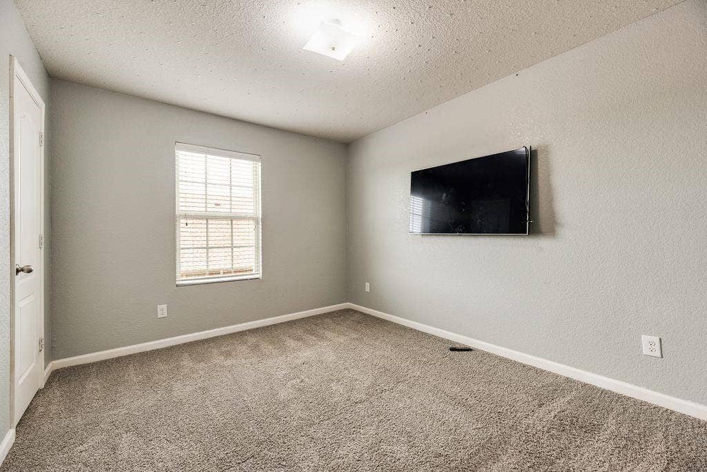 259 Saddlebrook Lane, Waxahachie, TX 75165 259 Saddlebrook Lane, Waxahachie, TX 75165