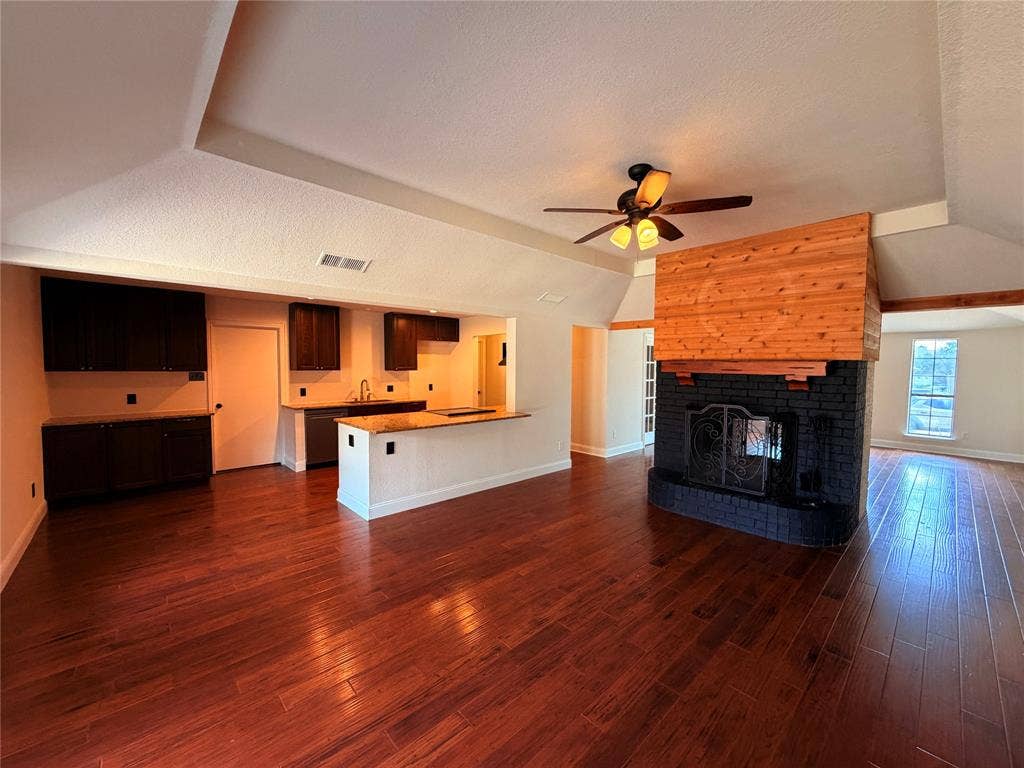 512 W Jefferson Street, Wylie, TX 75098 512 W Jefferson Street, Wylie, TX 75098
