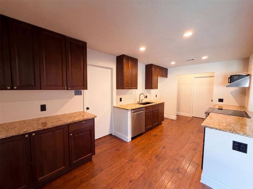 512 W Jefferson Street, Wylie, TX 75098 512 W Jefferson Street, Wylie, TX 75098