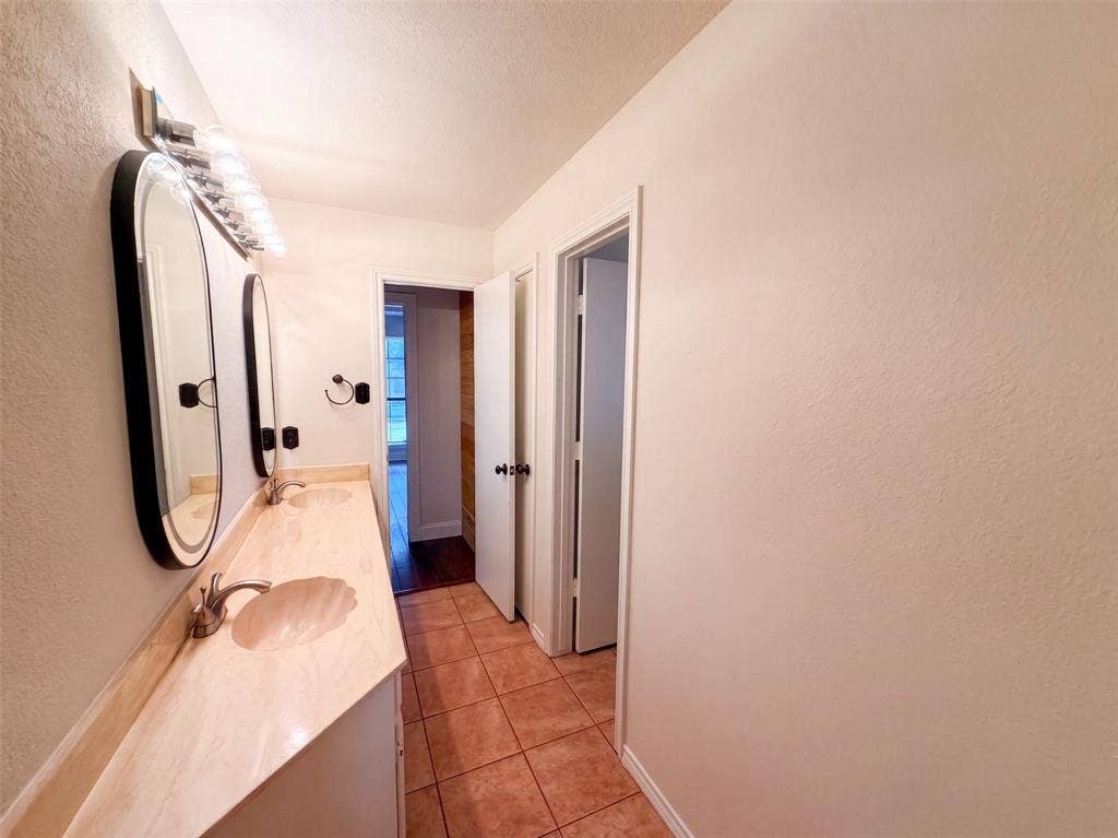512 W Jefferson Street, Wylie, TX 75098 512 W Jefferson Street, Wylie, TX 75098