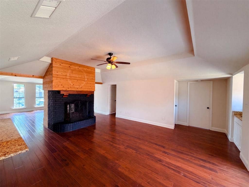 512 W Jefferson Street, Wylie, TX 75098 512 W Jefferson Street, Wylie, TX 75098