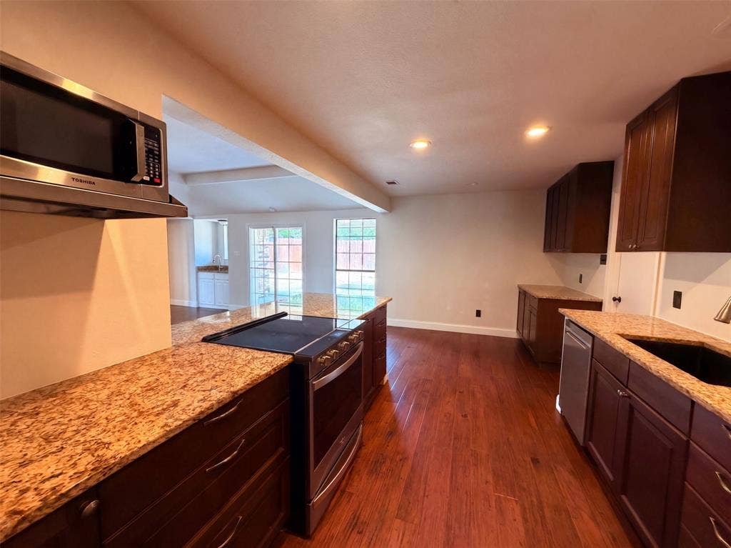 512 W Jefferson Street, Wylie, TX 75098 512 W Jefferson Street, Wylie, TX 75098