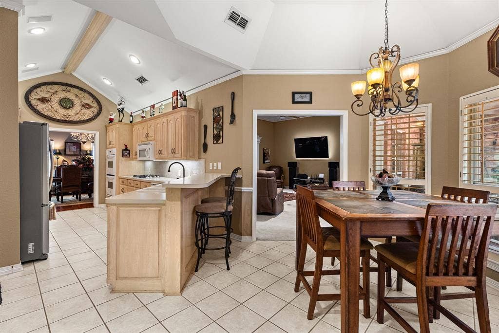 3621 Rock Creek Drive, Tyler, TX 75707 3621 Rock Creek Drive, Tyler, TX 75707