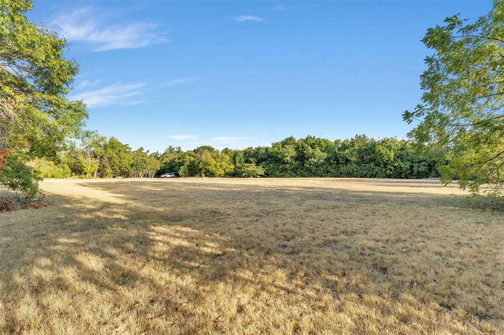 501 W Red Bird Lane, Duncanville, TX 75116 501 W Red Bird Lane, Duncanville, TX 75116