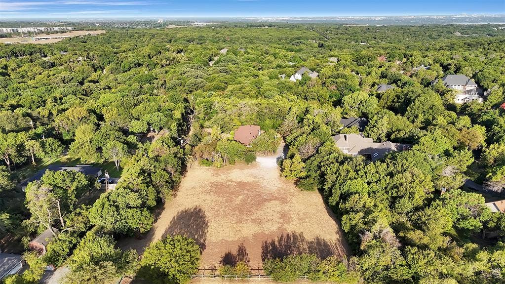 501 W Red Bird Lane, Duncanville, TX 75116 501 W Red Bird Lane, Duncanville, TX 75116