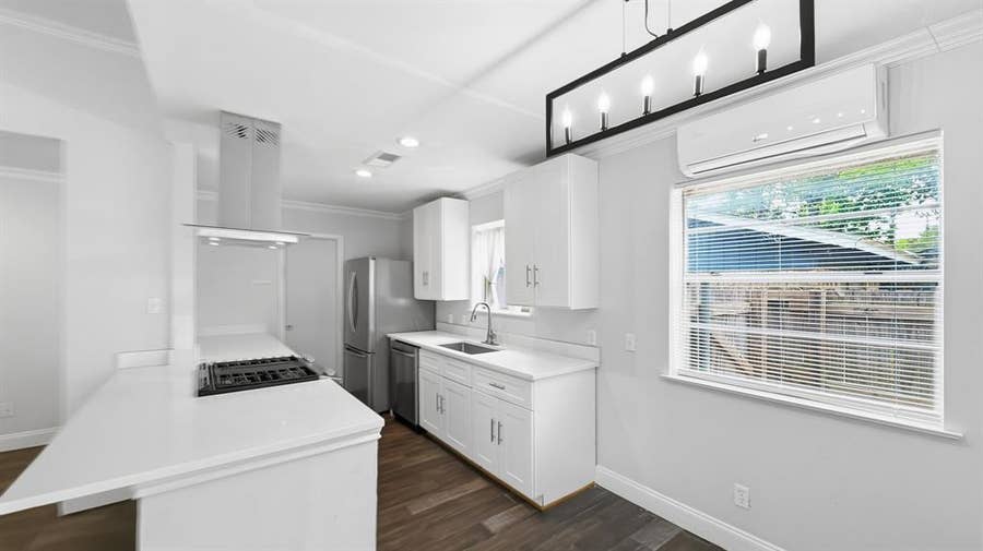 Property photo for 1421 Meadowcrest Drive, Plano, TX