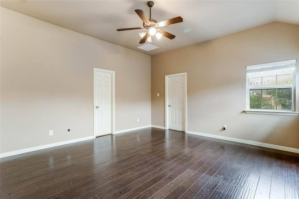 1014 Kaylie Street, Grand Prairie, TX 75052 1014 Kaylie Street, Grand Prairie, TX 75052