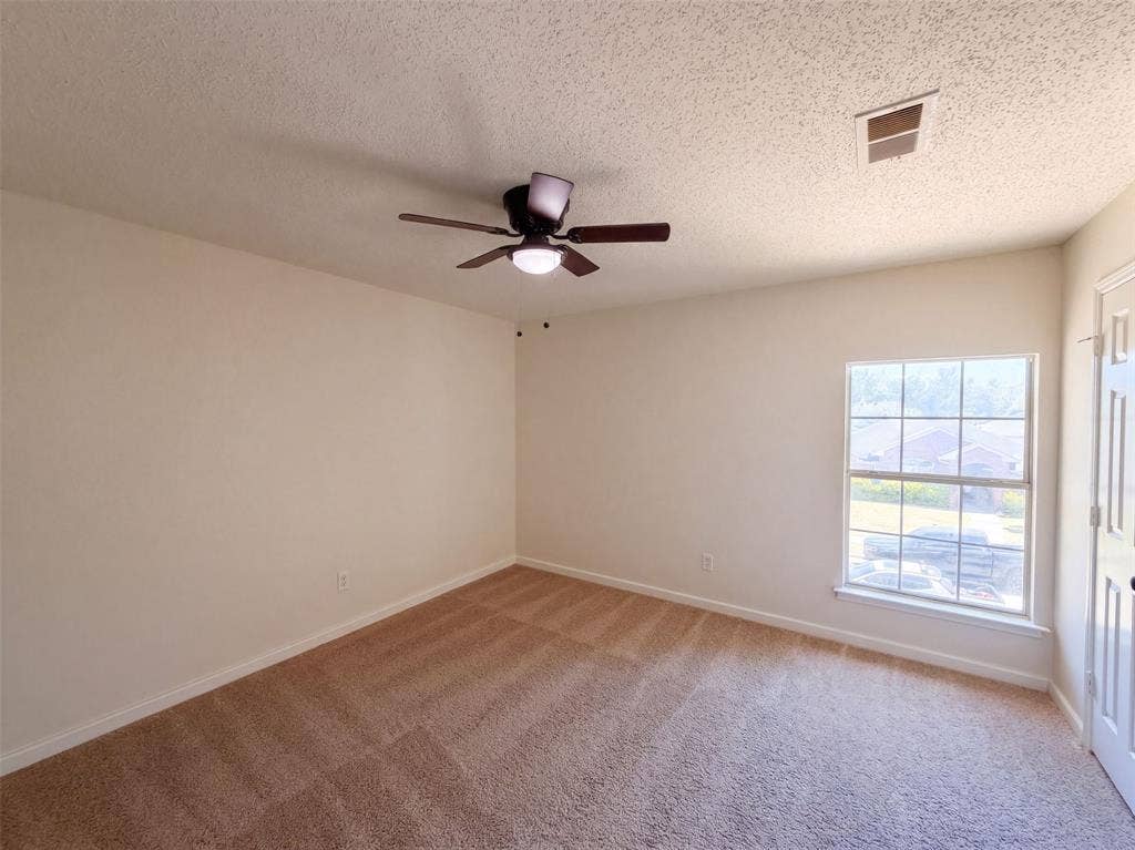 2405 Waterloo Lane, Mesquite, TX 75181 2405 Waterloo Lane, Mesquite, TX 75181
