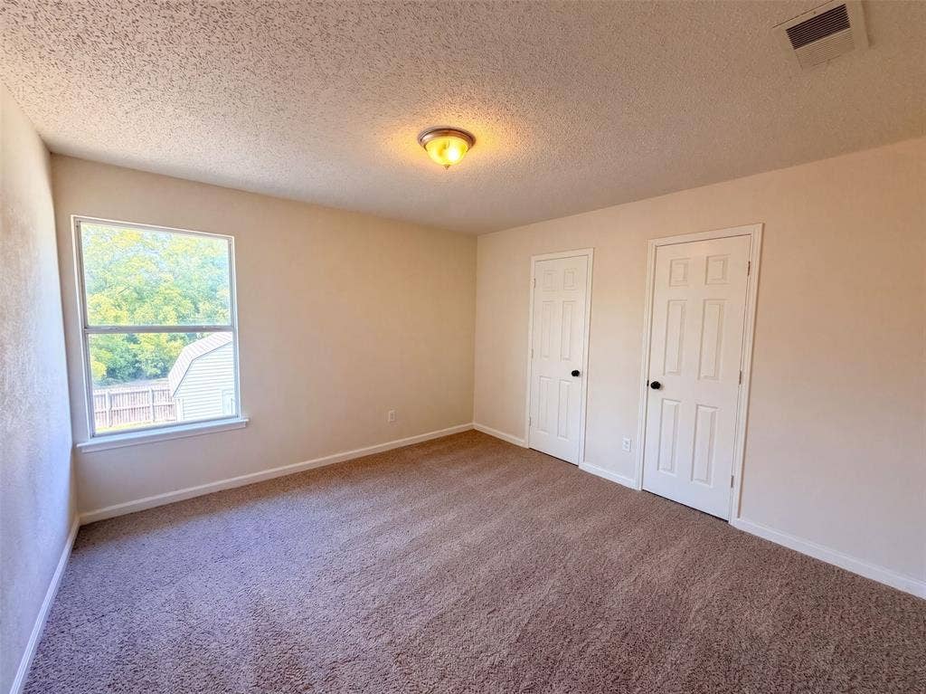 2405 Waterloo Lane, Mesquite, TX 75181 2405 Waterloo Lane, Mesquite, TX 75181
