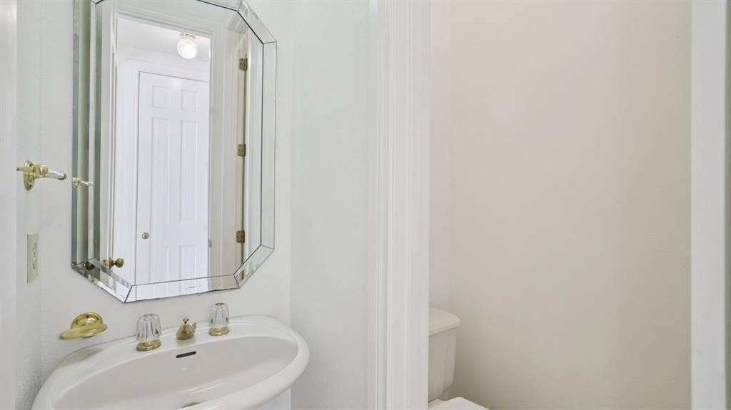 4608 Hallmark Drive, Plano, TX 75024 4608 Hallmark Drive, Plano, TX 75024