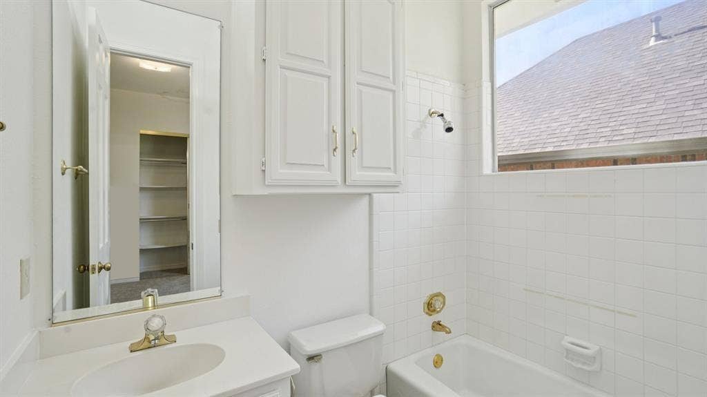 4608 Hallmark Drive, Plano, TX 75024 4608 Hallmark Drive, Plano, TX 75024