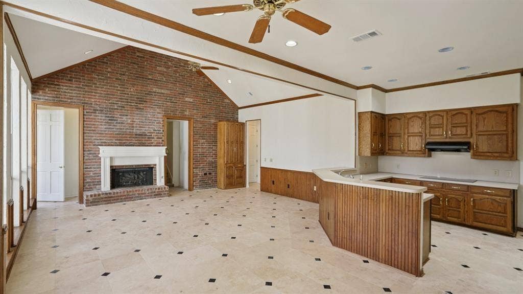 4608 Hallmark Drive, Plano, TX 75024 4608 Hallmark Drive, Plano, TX 75024