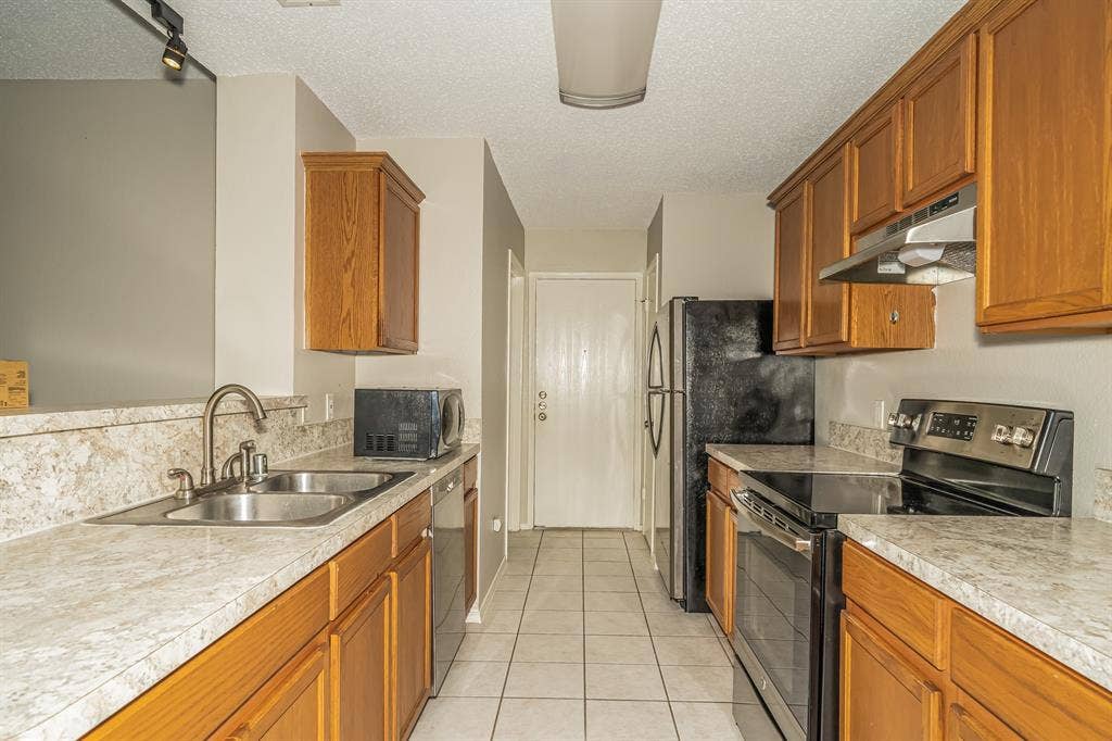 207 Prentice Drive, Seagoville, TX 75159 207 Prentice Drive, Seagoville, TX 75159