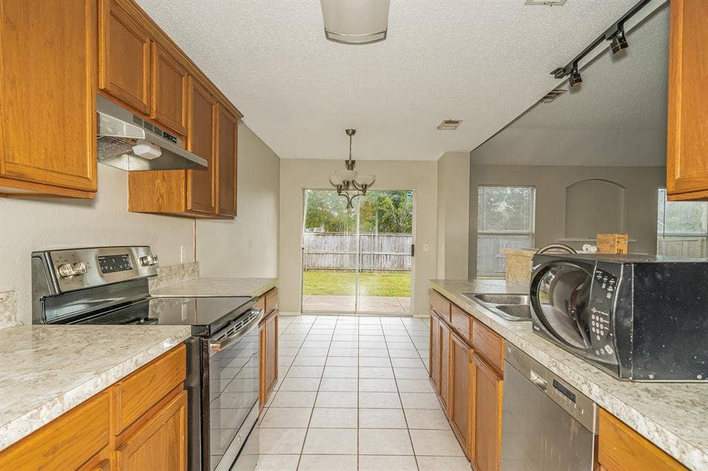 207 Prentice Drive, Seagoville, TX 75159 207 Prentice Drive, Seagoville, TX 75159