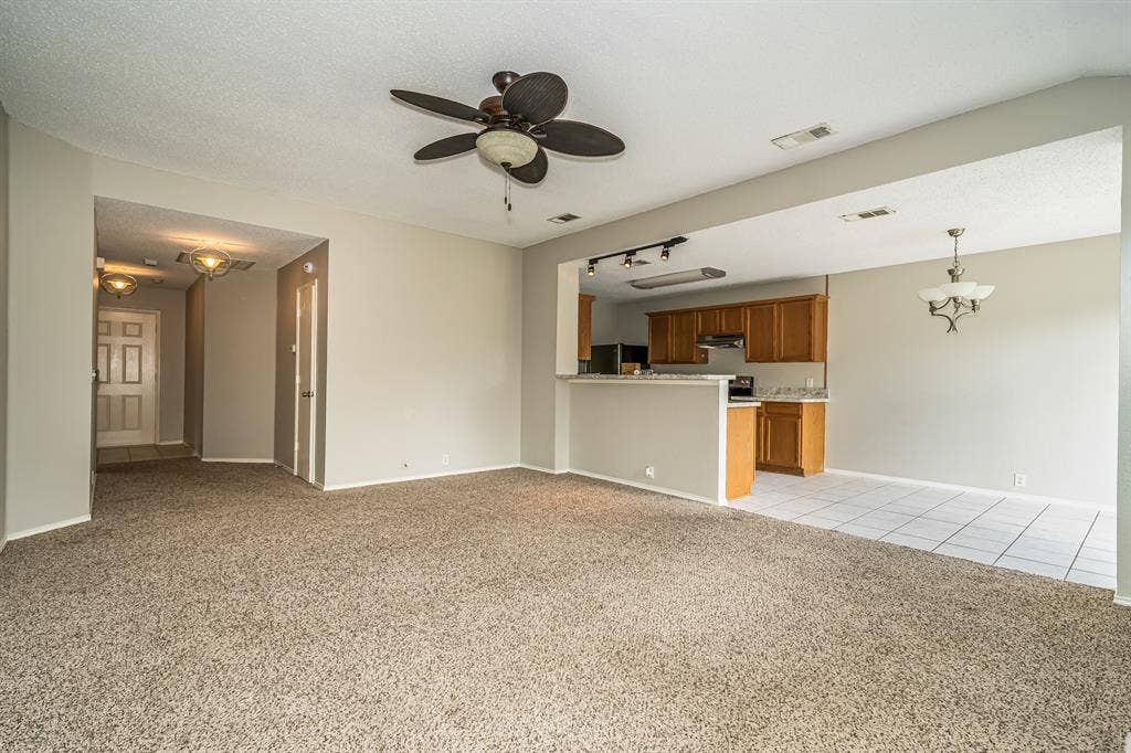 207 Prentice Drive, Seagoville, TX 75159 207 Prentice Drive, Seagoville, TX 75159