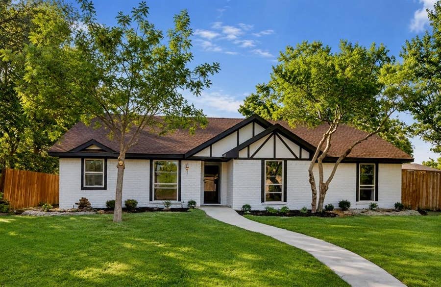 Property photo for 2405 Landershire Lane, Plano, TX