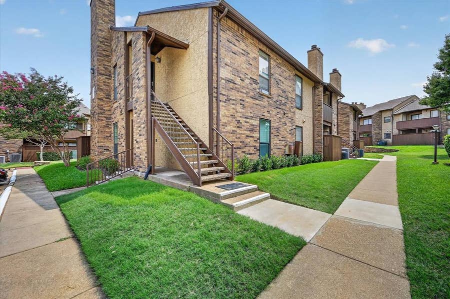 Property photo for 1204 Harwell Drive, #2110, Arlington, TX