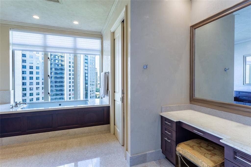 2525 N Pearl Street, #1001, Dallas, TX 75201 Primary Bath with makeup table & linen closet