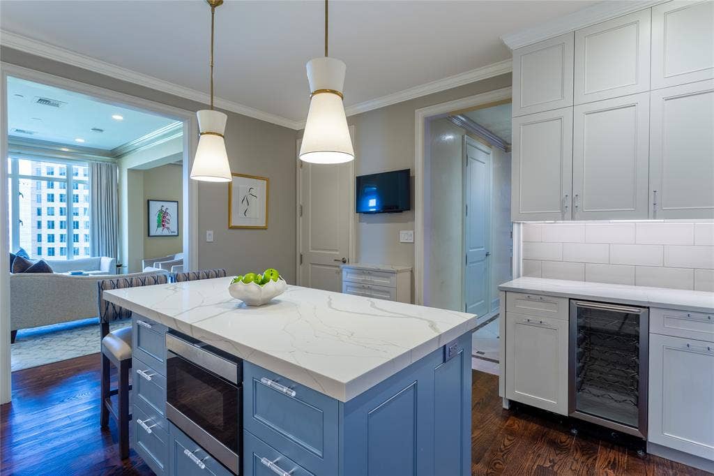 2525 N Pearl Street, #1001, Dallas, TX 75201 Microwave drawer & wine refrigerator, glass cabinet pulls, and a perfect place for a Bar.