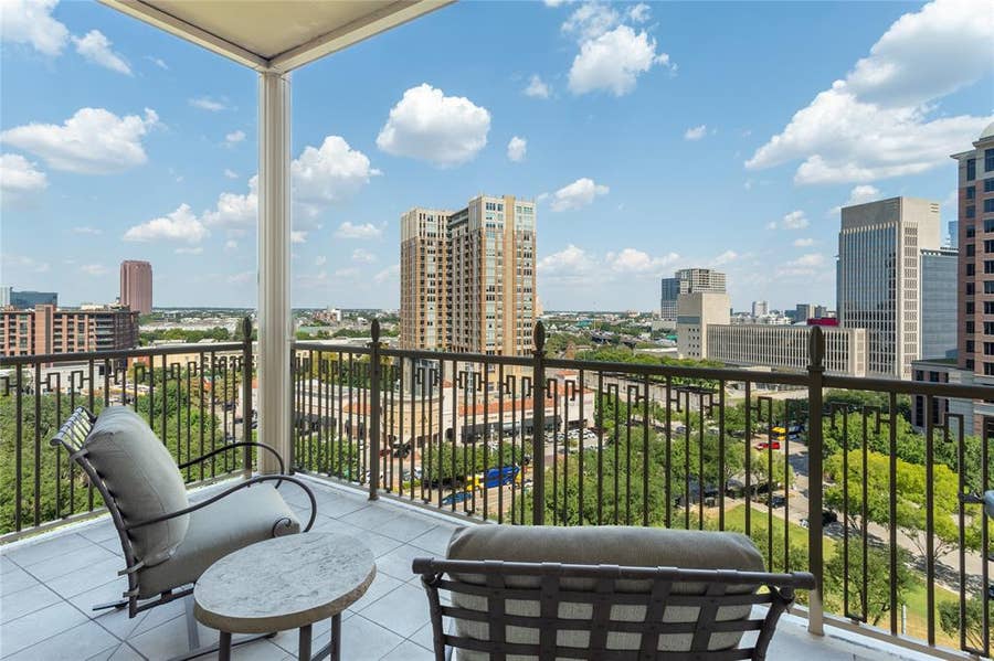 Property photo for 2525 N Pearl Street, #1001, Dallas, TX