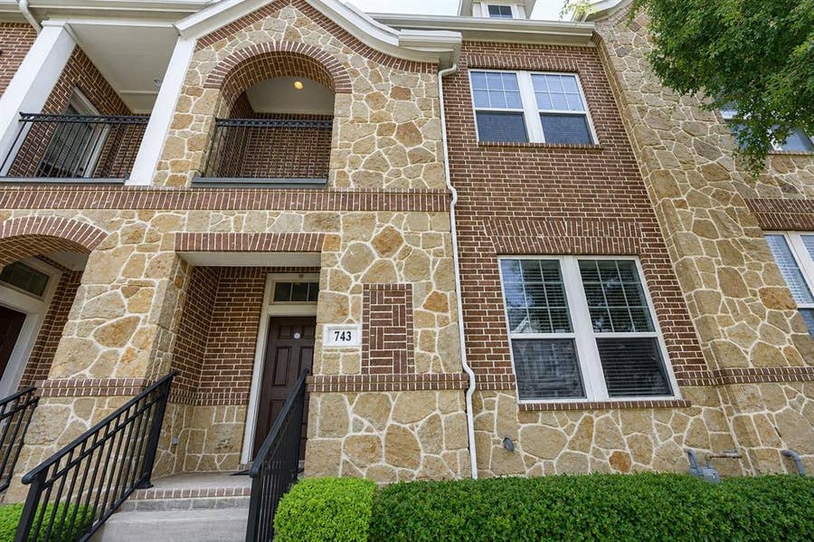 Property photo for 743 Matthew Place, Richardson, TX