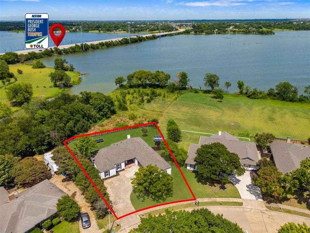 5000 Edgewater Drive, Rowlett, TX 75088 5000 Edgewater Drive, Rowlett, TX 75088