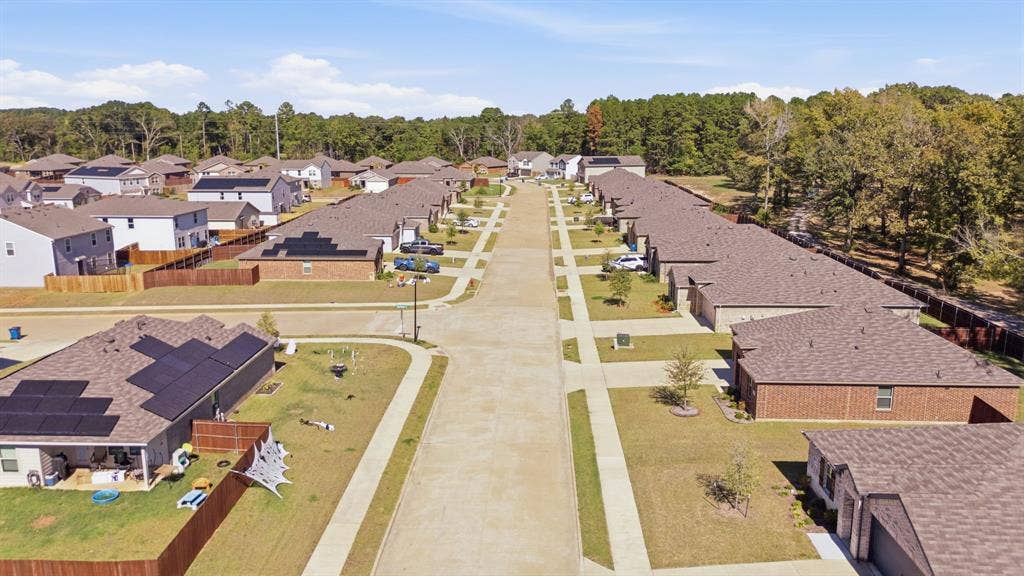1006 River Oaks Lane, Chandler, TX 75758 1006 River Oaks Lane, Chandler, TX 75758