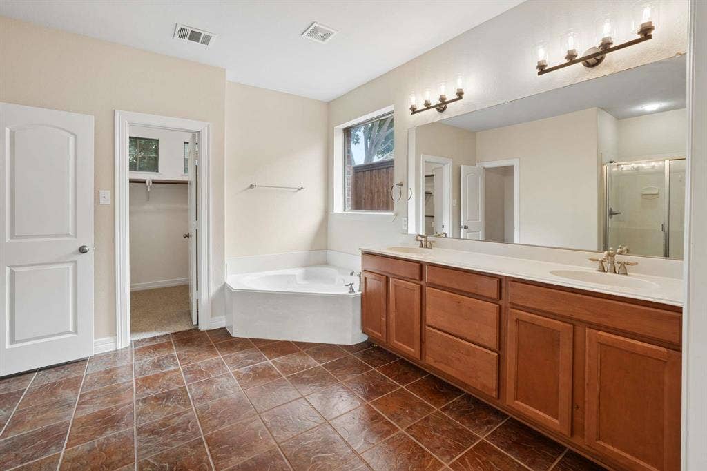3512 Black Gold Drive, McKinney, TX 75070 3512 Black Gold Drive, McKinney, TX 75070