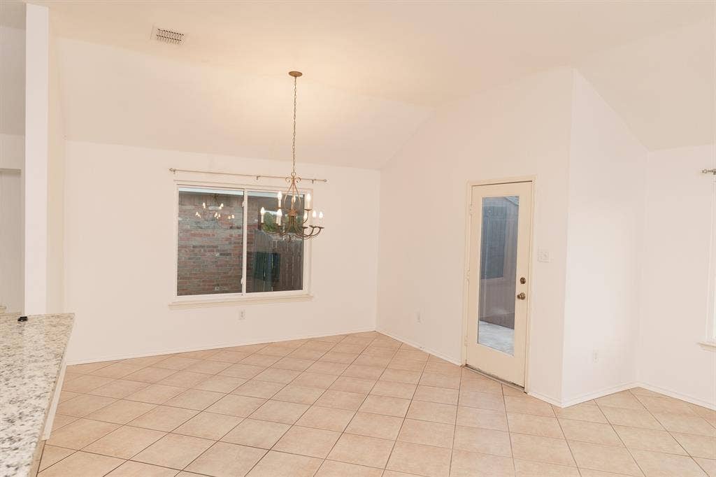 10400 Lake Park Drive, Fort Worth, TX 76053 10400 Lake Park Drive, Fort Worth, TX 76053