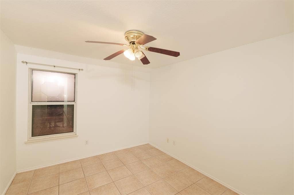 10400 Lake Park Drive, Fort Worth, TX 76053 10400 Lake Park Drive, Fort Worth, TX 76053